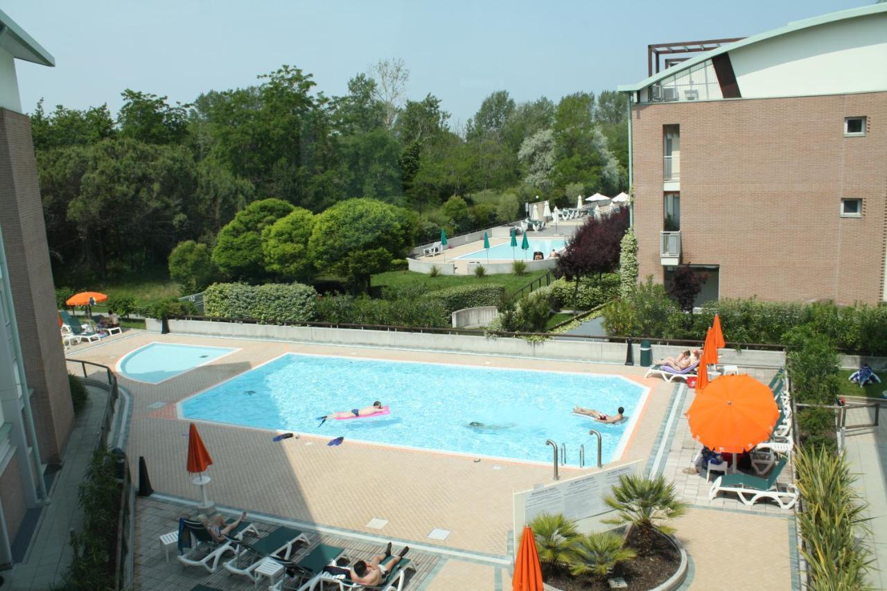 Aparthotel Residenza Al Parco Bibione Exteriér fotografie