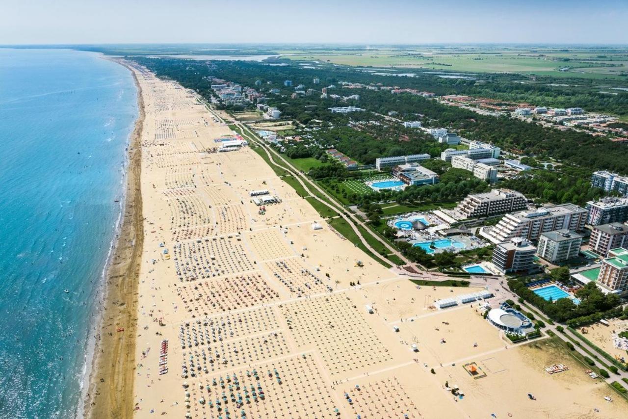 Aparthotel Residenza Al Parco Bibione Exteriér fotografie